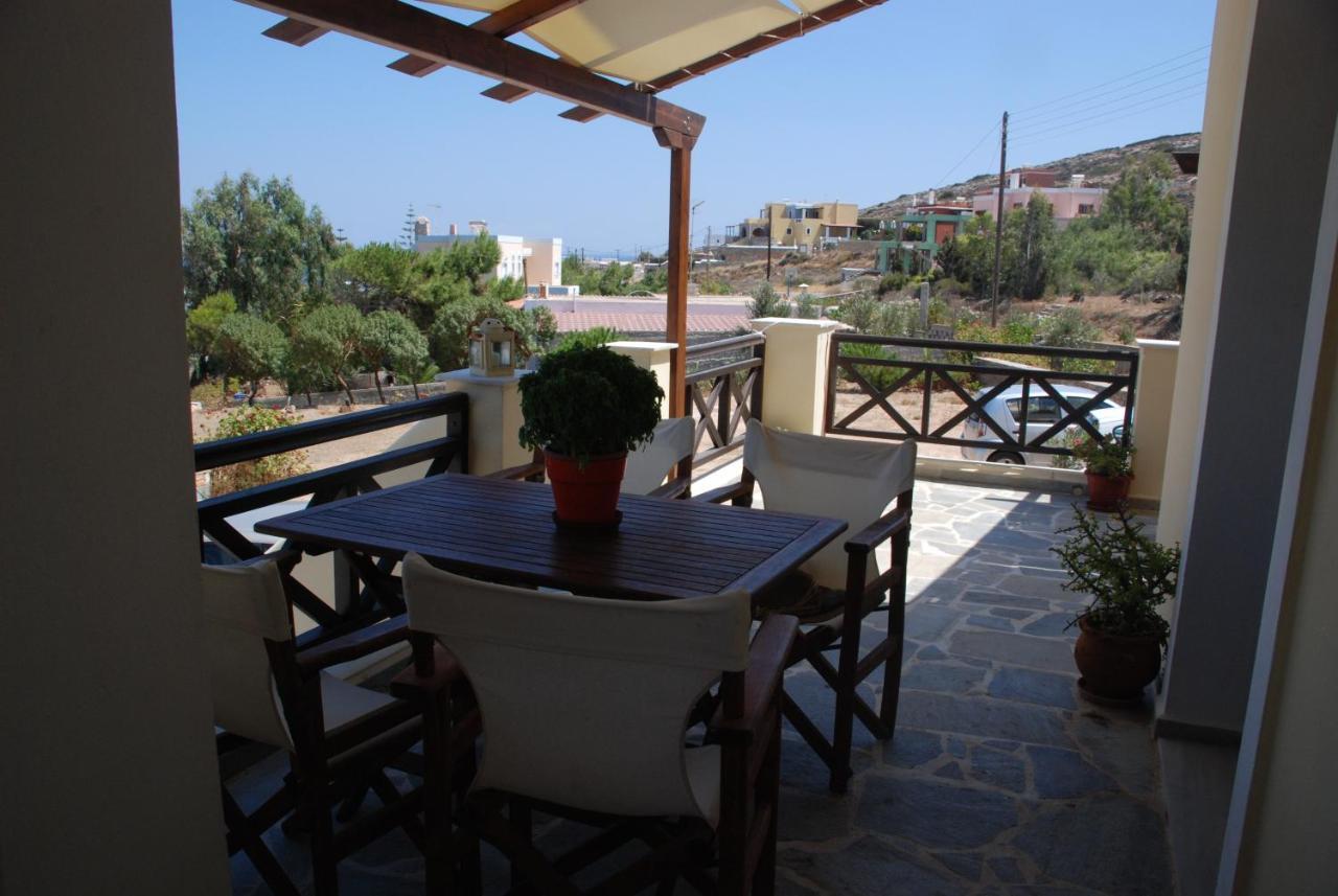 Hotel Theodorou Azolimnos Exteriér fotografie