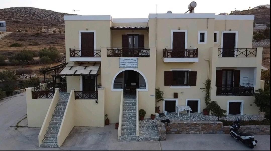 Hotel Theodorou Azolimnos Exteriér fotografie